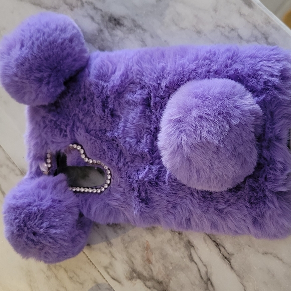 Galaxy 21 FE Purple fur Case - Picture 3 of 5